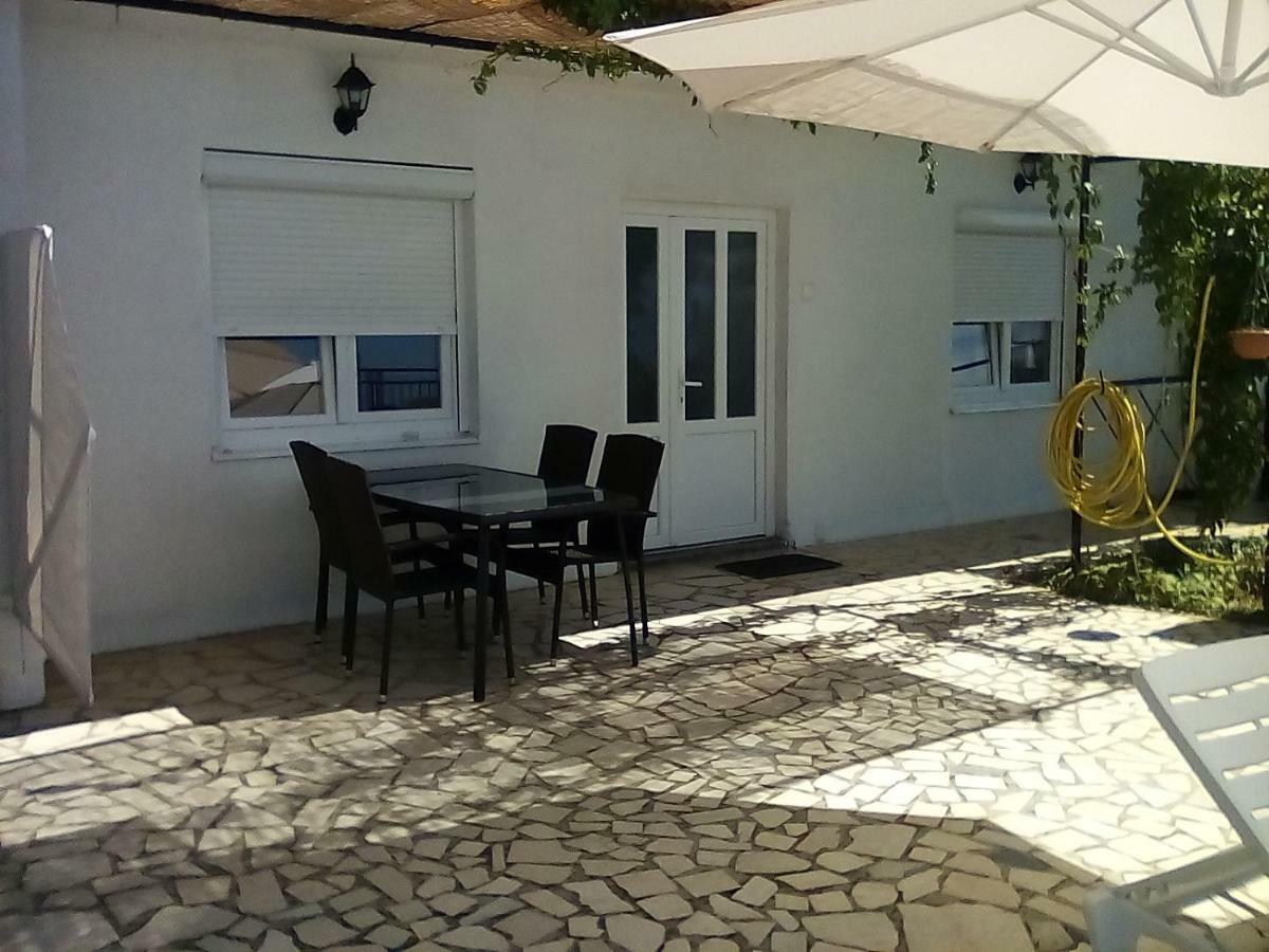 Apartment Little Princess Dora Senj  Bagian luar foto